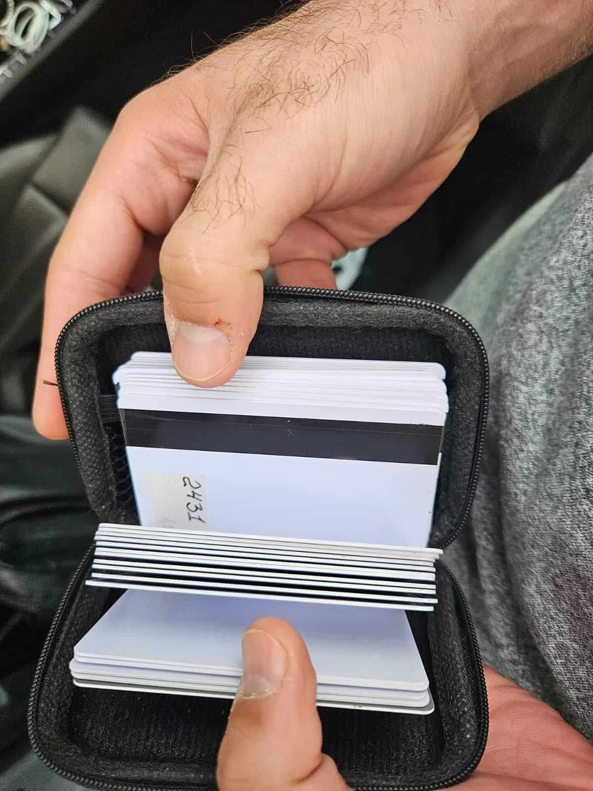 כרטיסי האשראי המזויפים